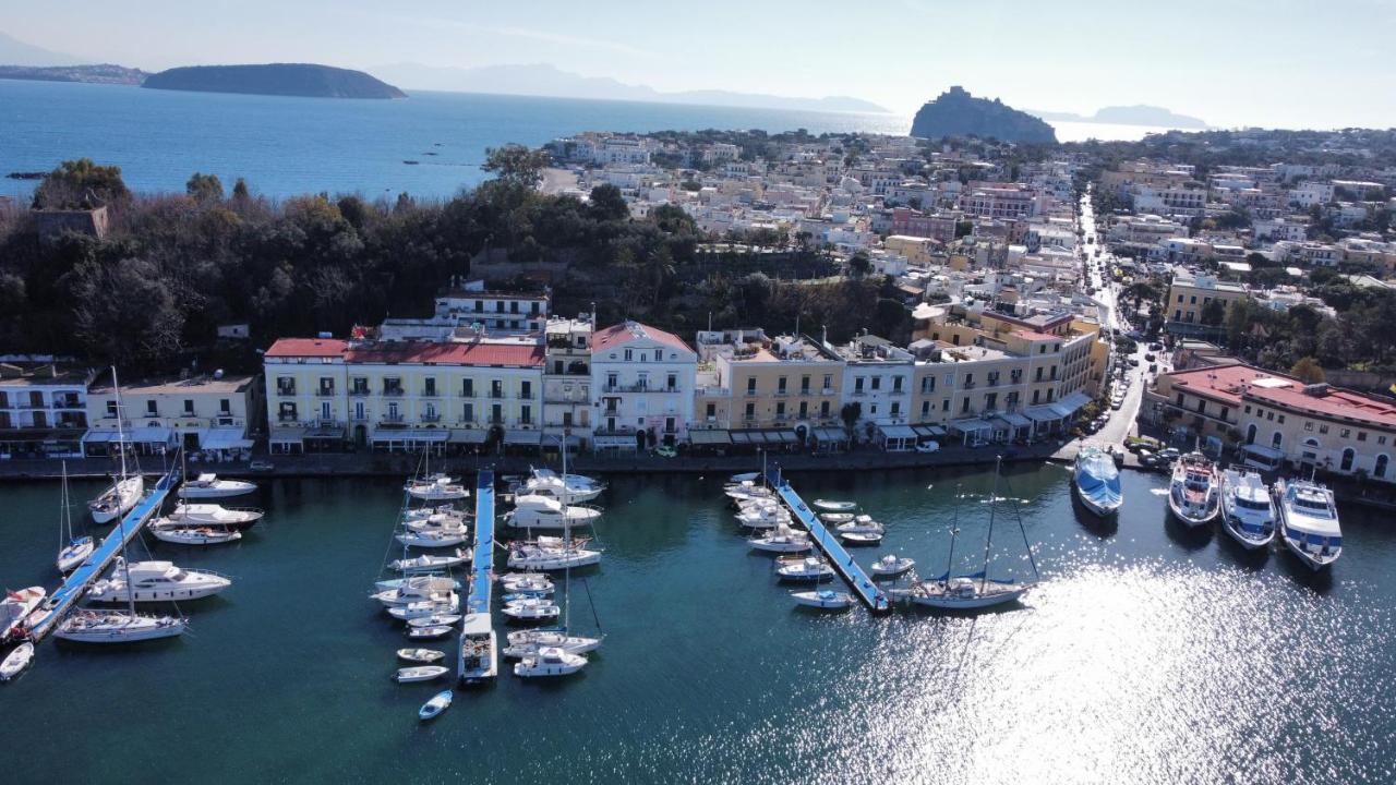 Molo35 Bed & Breakfast Ischia Exterior photo